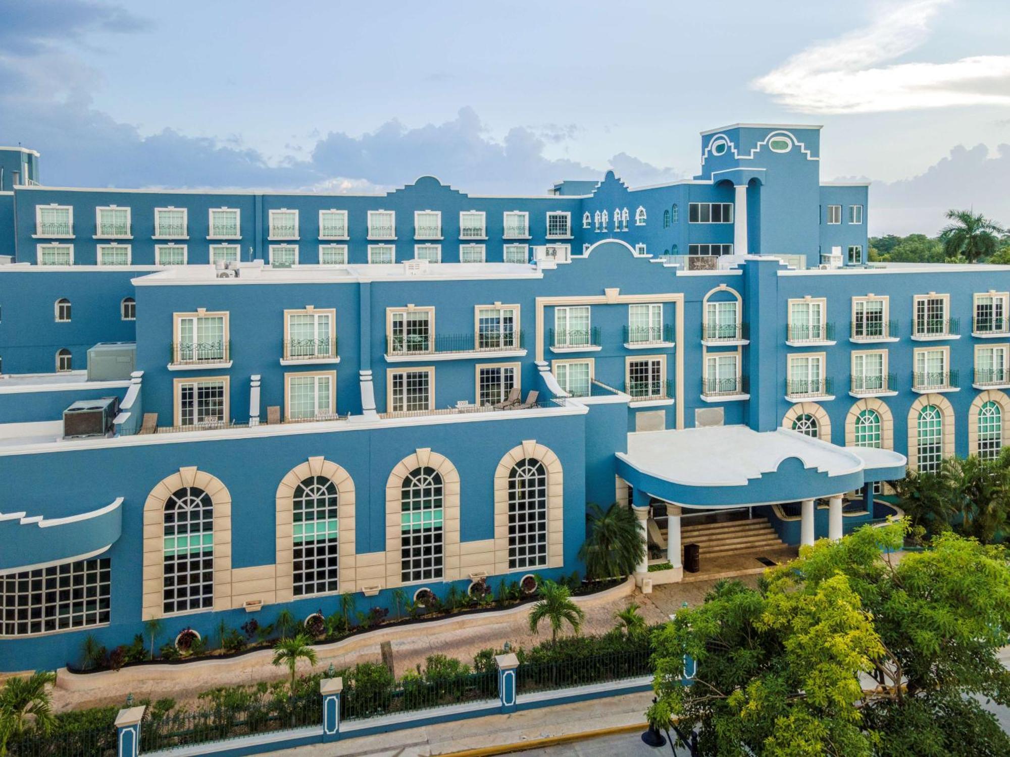 Villa Mercedes Curio Collection By Hilton Мерида Экстерьер фото